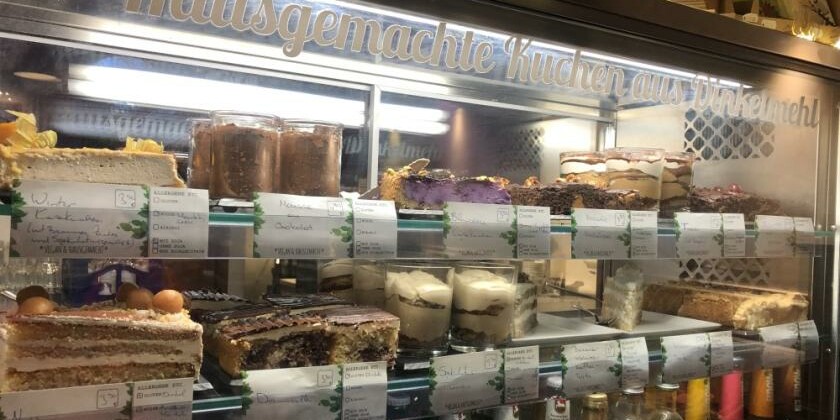 Hausgemachte, vegane Kuchen aus Dinkelmehl bei MY HEART BEATS VEGAN in Karlsruhe