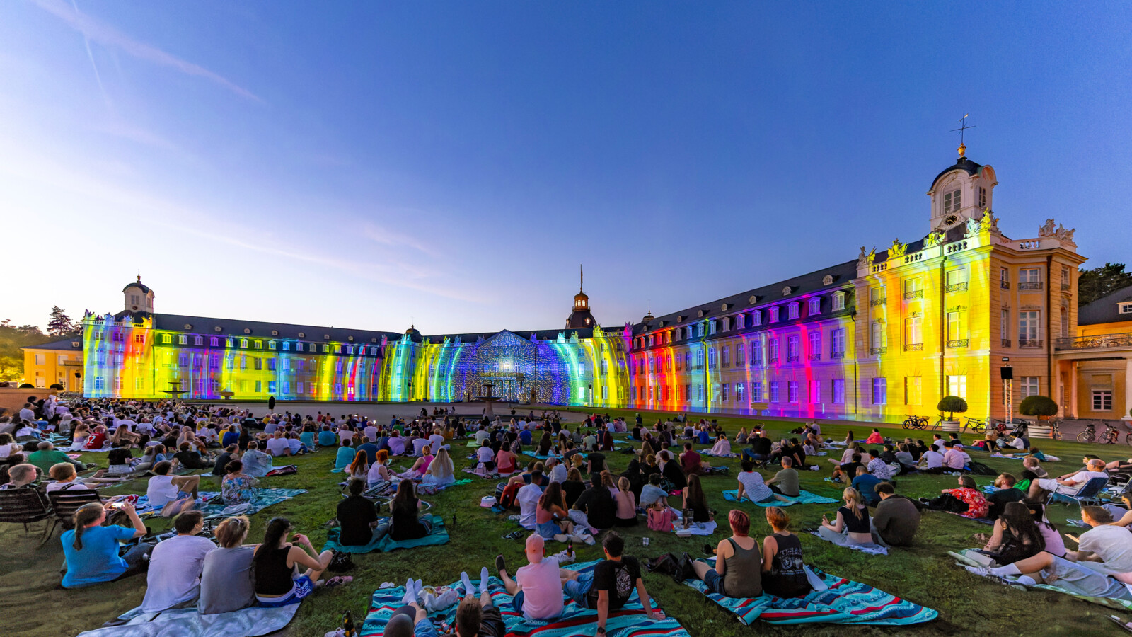 "Science for Impact" - Los Romeras - SCHLOSSLICHTSPIELE Light Festival 2025