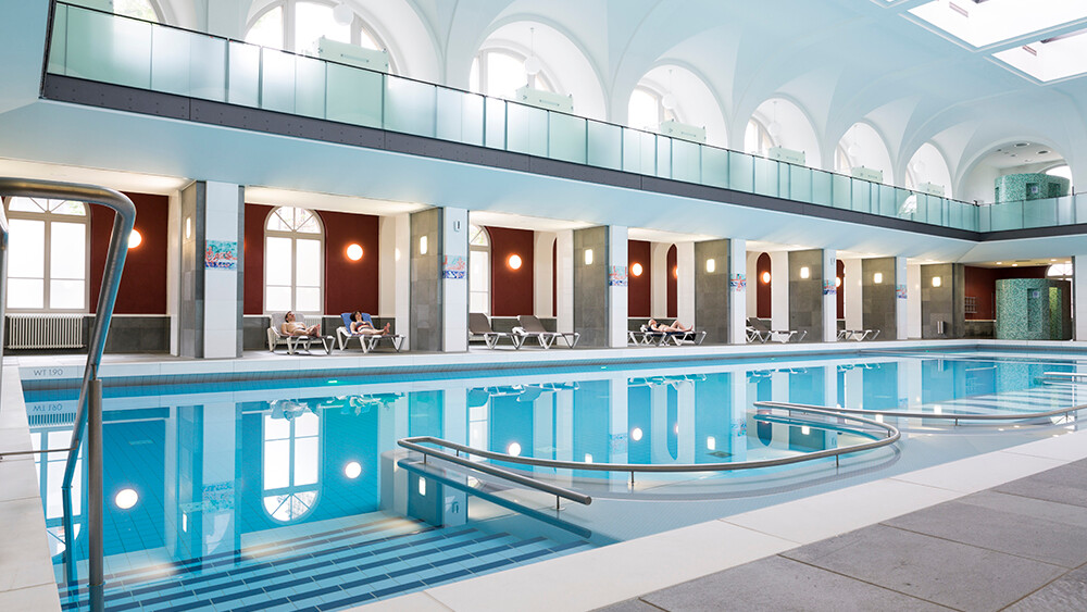 Four-location pool Karlsruhe