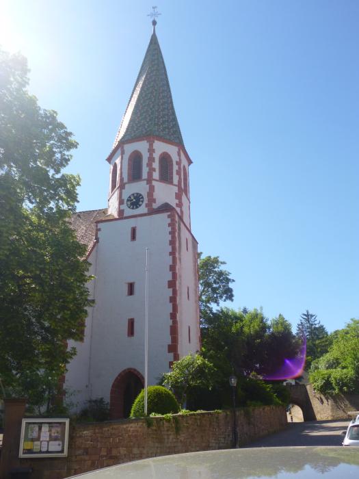 Turm der Evangelischen Stadtkirche Grötzingen