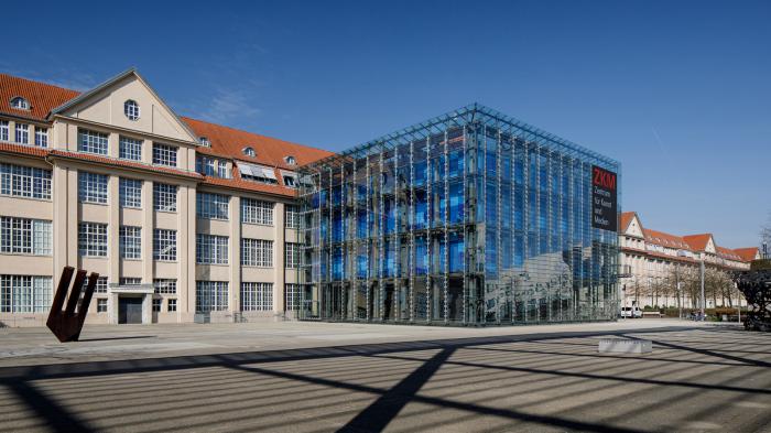 Das ZKM | Zentrum für Kunst und Medien Karlsruhe von Außen