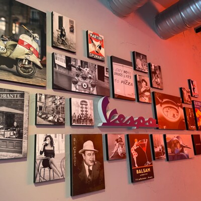 Mur de décoration Vespa chez 87 MAMMA LINA by Gina's Pizza and Bar à Karlsruhe